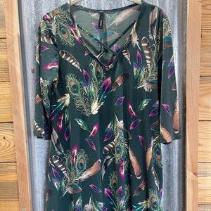 Yahada Multicolor Feather Print Tunic